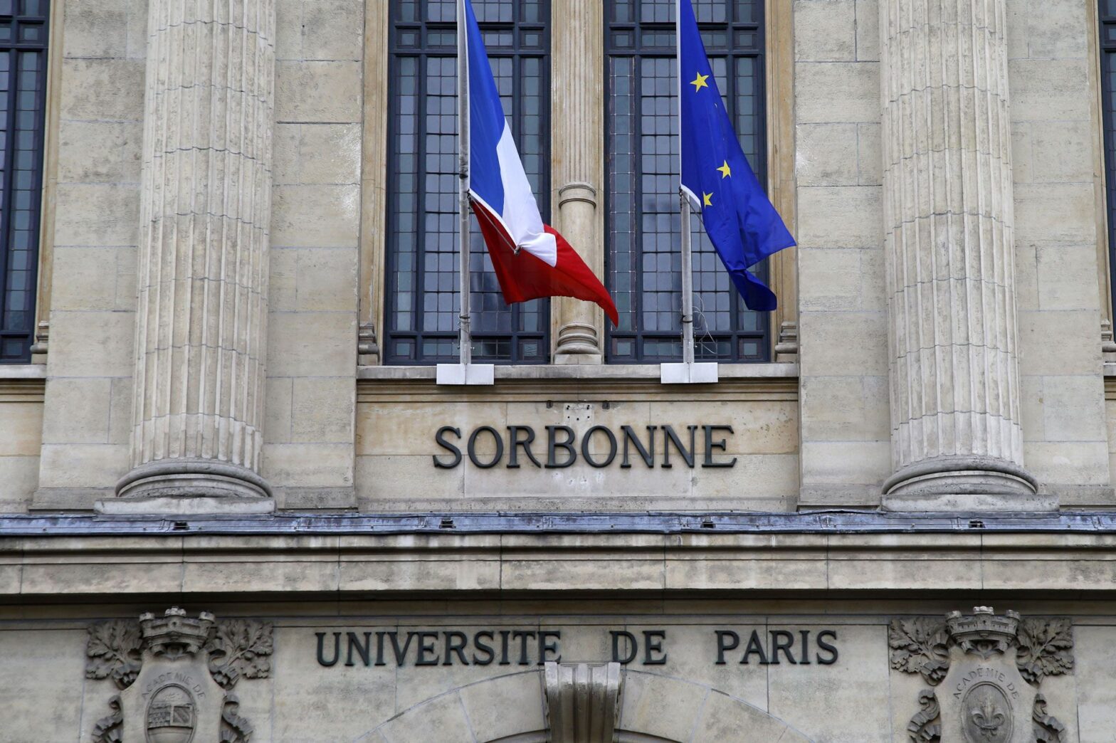 , Un enseignant de la Sorbonne agressé, la « police des polices saisie »