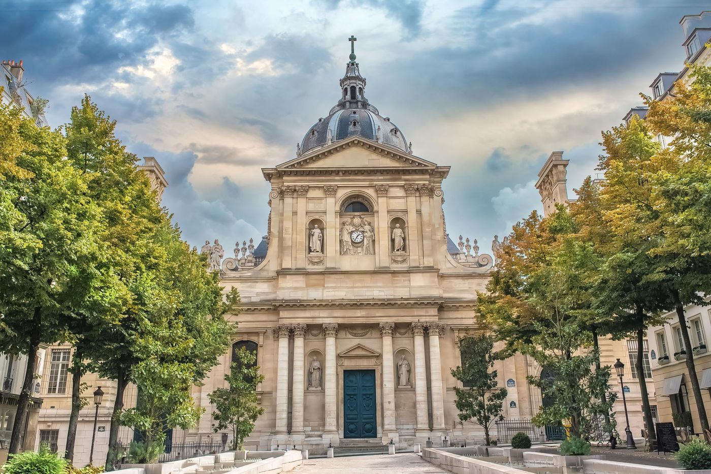 , Sorbonne : fermée depuis 25 ans, la chapelle oubliée va-t-elle rouvrir enfin ses portes